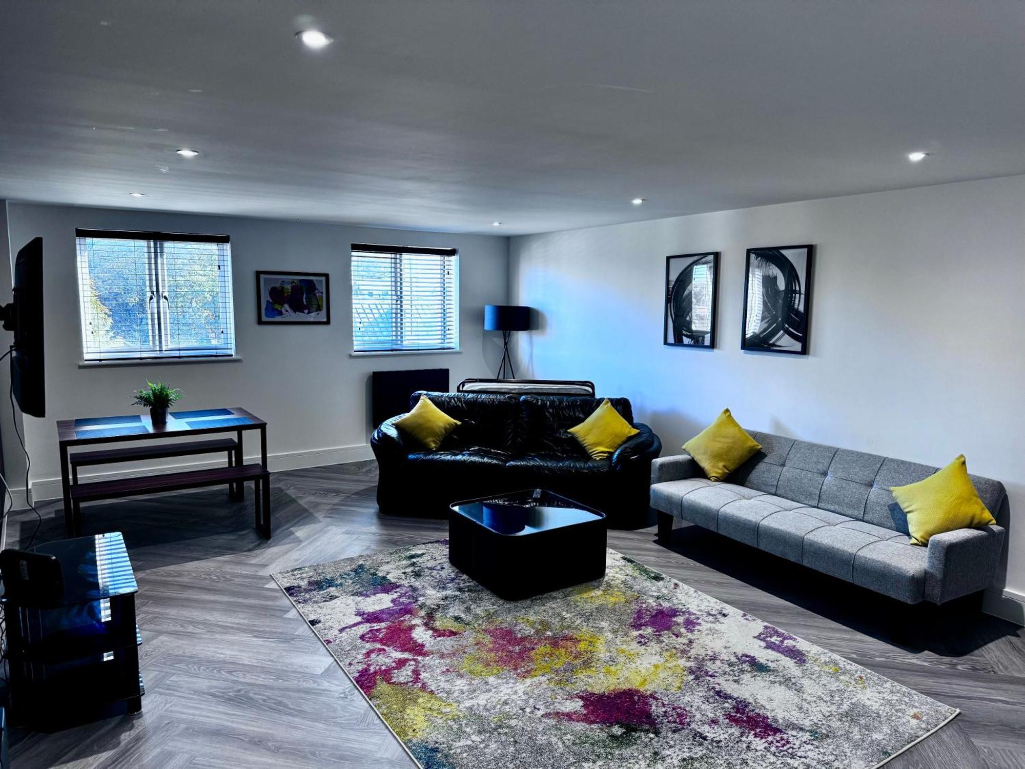 New 2 Bed Apartment In Royston High St Kültér fotó
